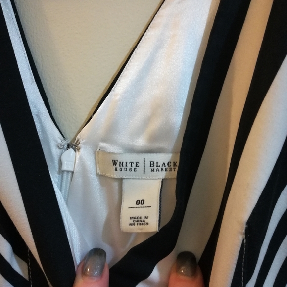 Gorgeous striped dress! - Picture 2 of 4